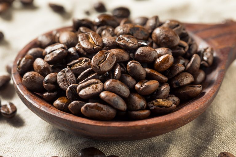 Les différences entre le café biologique et le café équitable